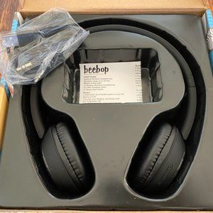 NWT * BeeBop WIRELESS HEADPHONES * Chase on BLUE earphone *